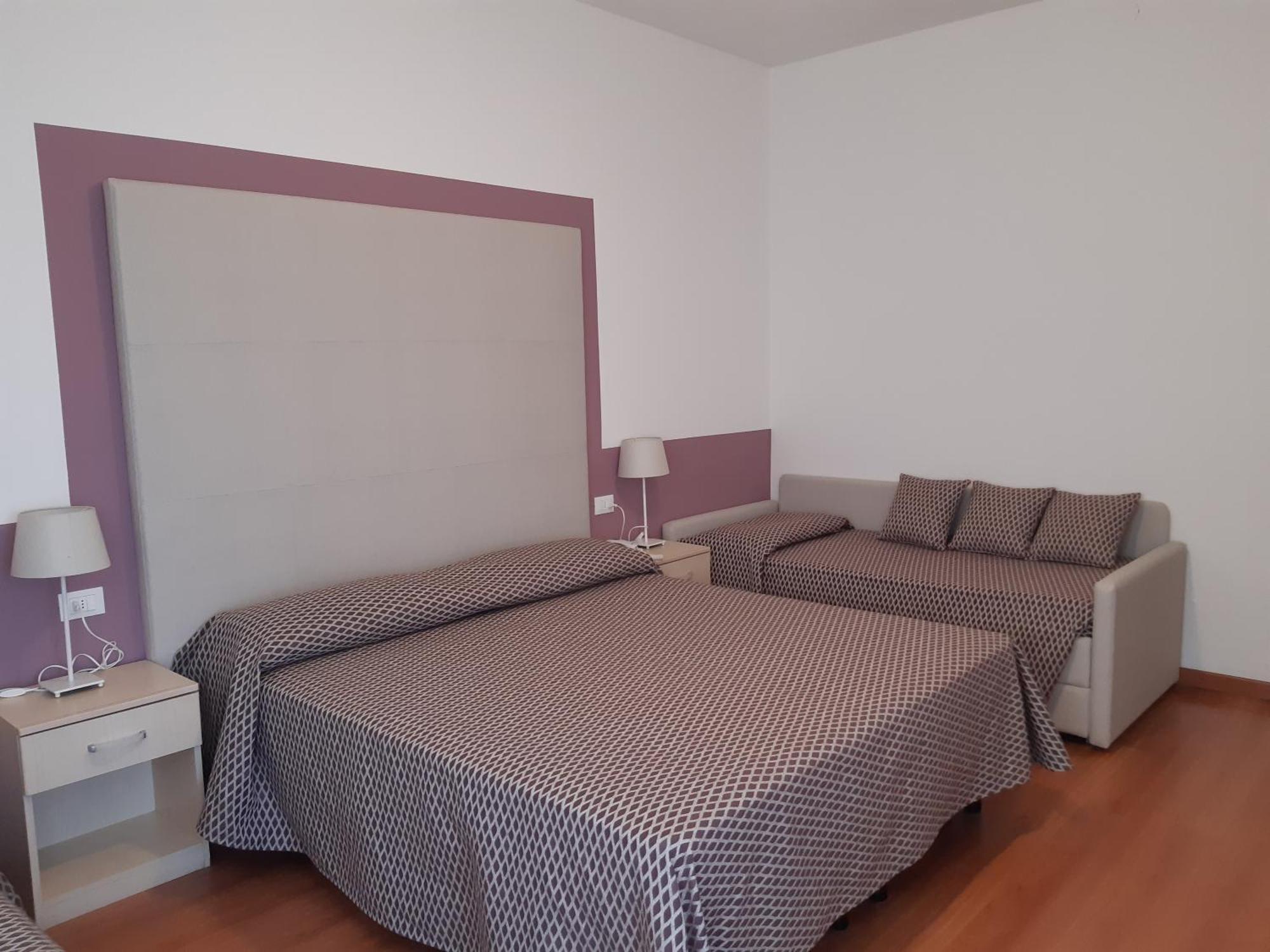 Family Room with Side Sea View